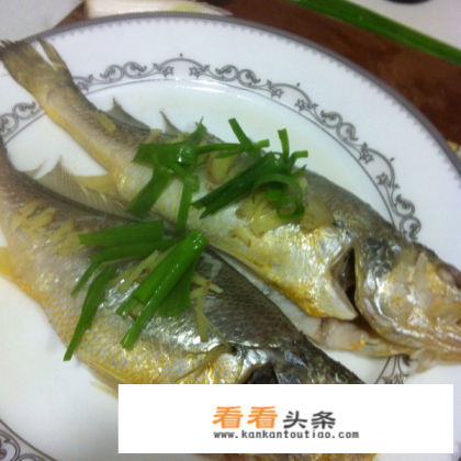 清蒸大冻黄鱼的视频做法