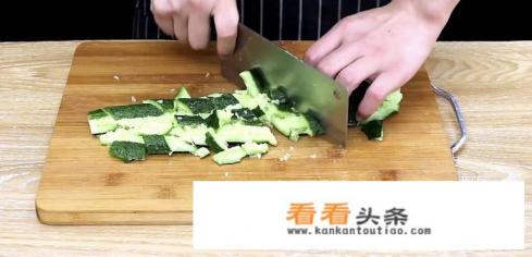 广西拍黄瓜的凉拌做法 广西拍黄瓜的凉拌做法