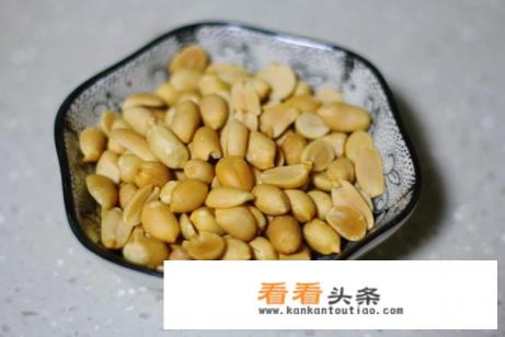正宗宫保鸡丁的做法，宫保鸡丁怎么做好吃又简单