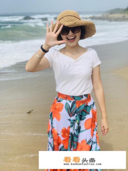 请问一个人跟团去旅游会不会很奇怪?吃饭是怎么吃 请问一个人跟团去旅游会不会很奇怪?吃饭是怎么吃