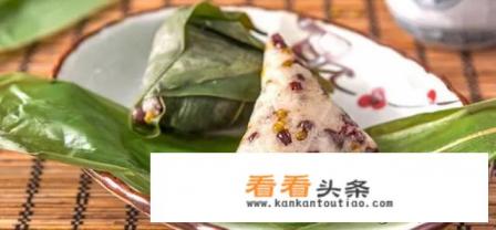 煮粽子用热水还是凉水 煮粽子用热水还是凉水