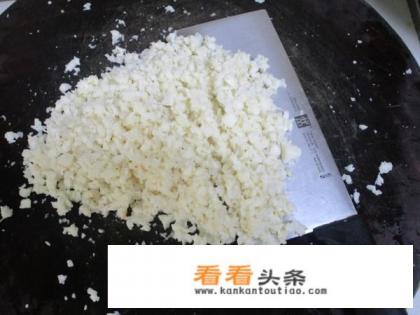 油炸肉丸子的家常做法 油炸肉丸子的家常做法