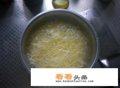 羊肉炒土豆怎么炒 羊肉炒土豆怎么炒