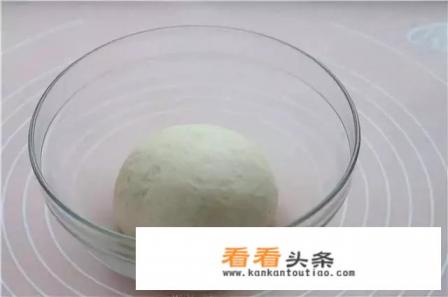 披萨怎么做的 披萨怎么做的