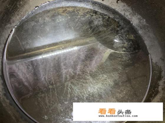 第一美食鸡腿菇怎么炒好吃做法 第一美食鸡腿菇怎么炒好吃做法