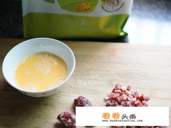蛋炒腊肠饭的家常做法