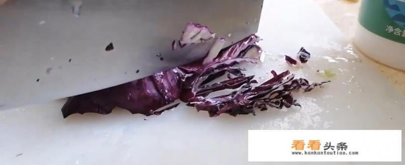 凉拌圆生菜家常做法 凉拌圆生菜家常做法