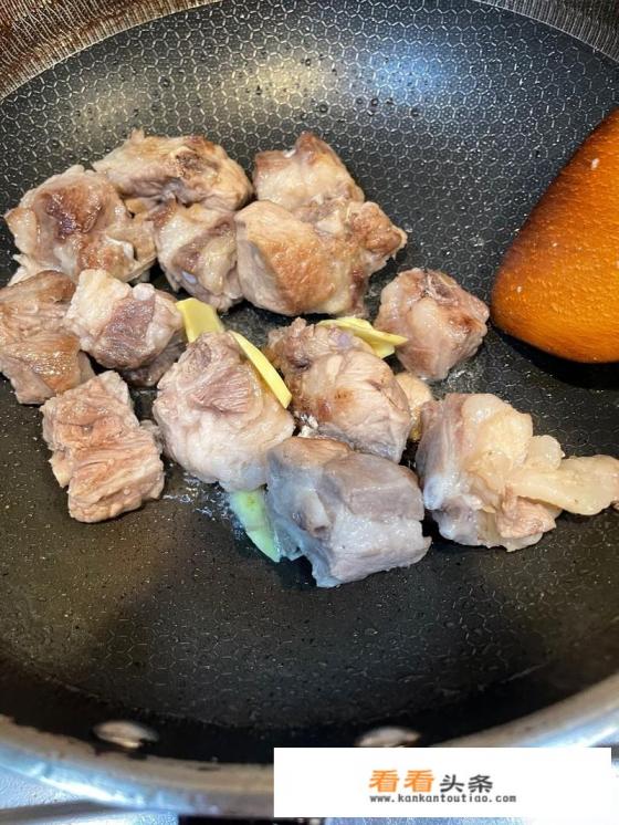 砂锅炖排骨家常做法 砂锅炖排骨家常做法