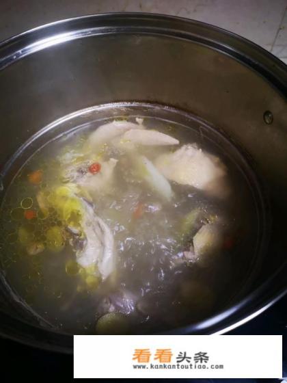 如何 *** 正宗的云南过桥米线