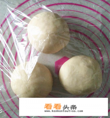 为什么自己做的吐司面包没有韧性 为什么自己做的吐司面包没有韧性